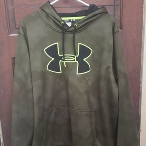 Men's x large green under armour hoodie